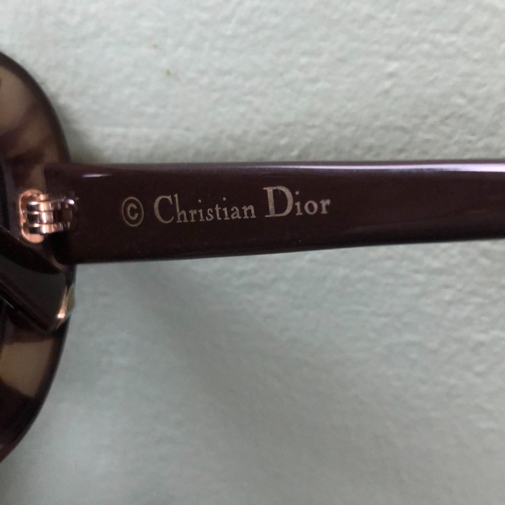 Dior Oversized Sunglasses - Picture 6 of 12